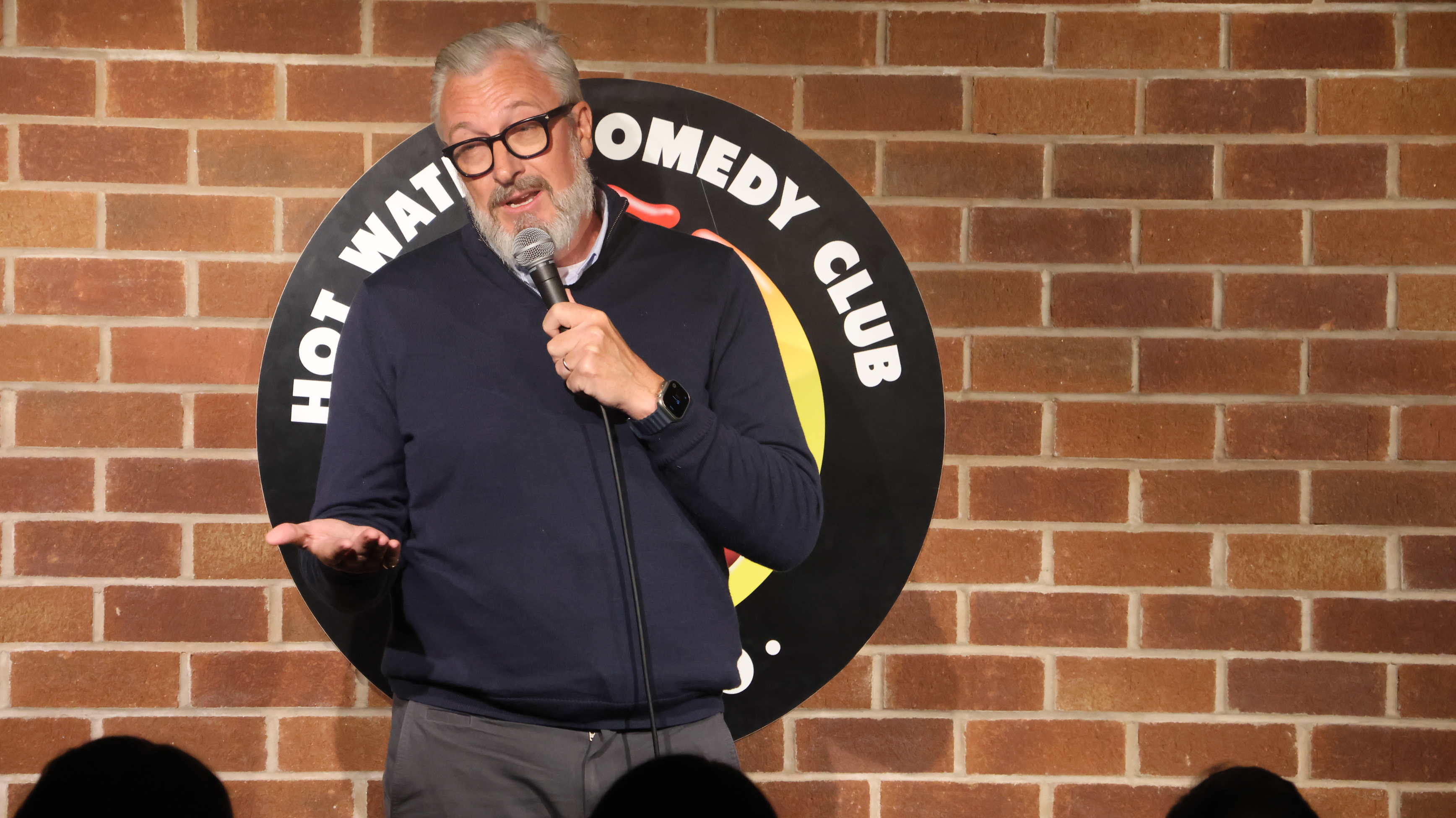 Ian Murphy performing at Hot Water Comedy Club
